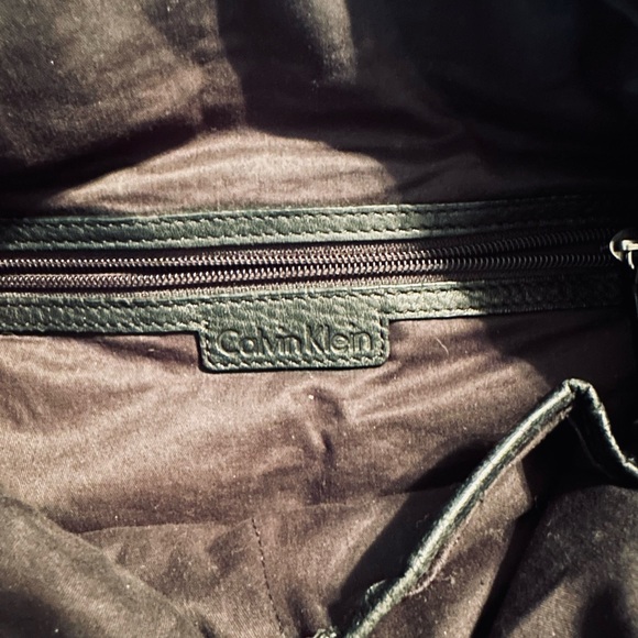 Calvin Klein Slouchy Leather Handbag/Crossbody - Picture 10 of 10